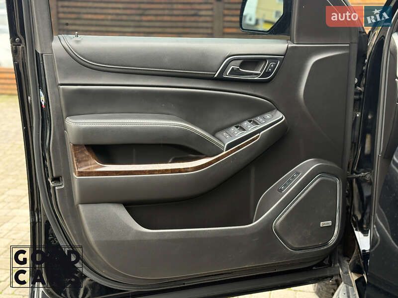 Позашляховик / Кросовер Chevrolet Tahoe 2014 в Одесі