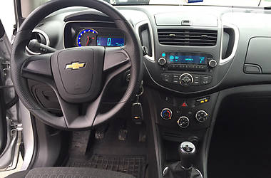 Внедорожник / Кроссовер Chevrolet Tracker 2015 в Киеве