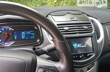 Внедорожник / Кроссовер Chevrolet Tracker 2014 в Трускавце