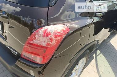 Позашляховик / Кросовер Chevrolet Tracker 2014 в Сумах
