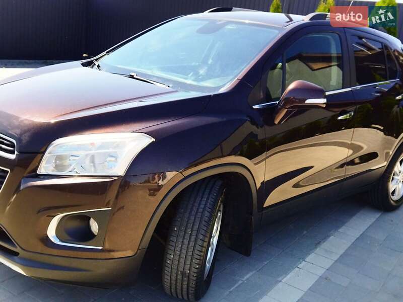 Внедорожник / Кроссовер Chevrolet Tracker 2014 в Каменец-Подольском