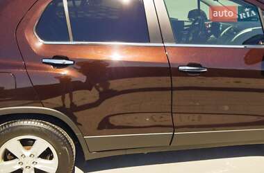 Внедорожник / Кроссовер Chevrolet Tracker 2014 в Каменец-Подольском