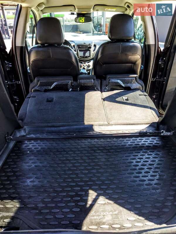 Внедорожник / Кроссовер Chevrolet Tracker 2014 в Каменец-Подольском