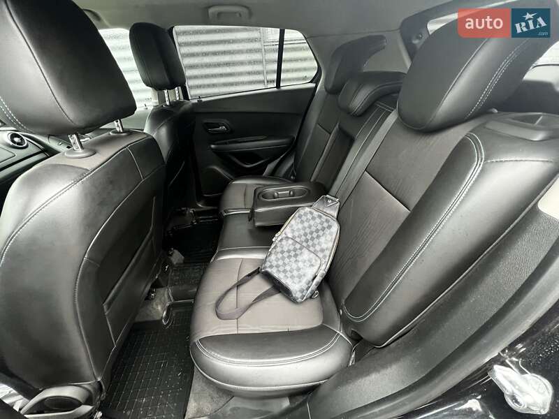 Внедорожник / Кроссовер Chevrolet Tracker 2013 в Ивано-Франковске
