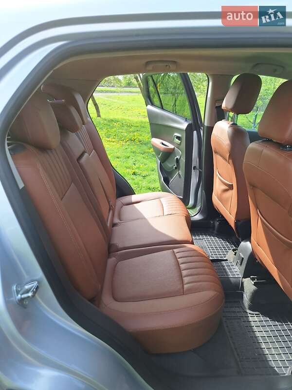 Внедорожник / Кроссовер Chevrolet Tracker 2014 в Сумах
