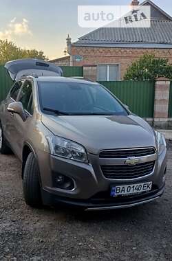 Внедорожник / Кроссовер Chevrolet Tracker 2013 в Новоукраинке