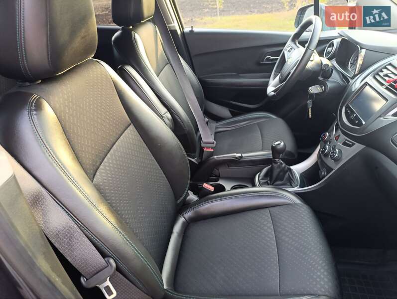 Внедорожник / Кроссовер Chevrolet Tracker 2016 в Жашкове