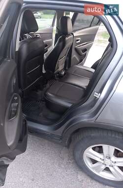 Внедорожник / Кроссовер Chevrolet Tracker 2014 в 