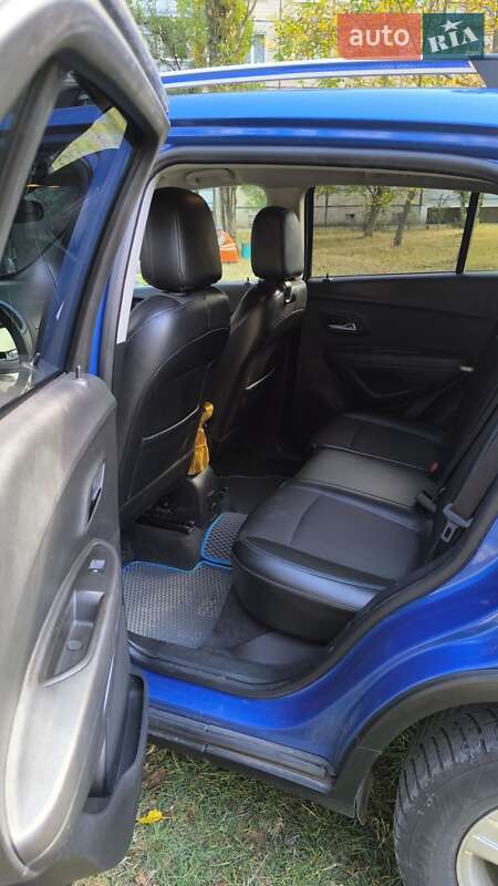 Внедорожник / Кроссовер Chevrolet Tracker 2013 в Кривом Роге