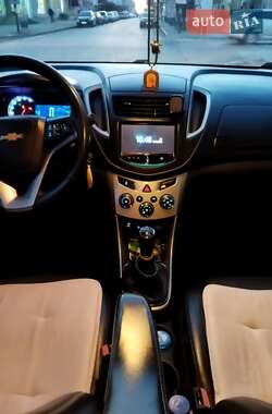 Внедорожник / Кроссовер Chevrolet Tracker 2014 в Каменец-Подольском
