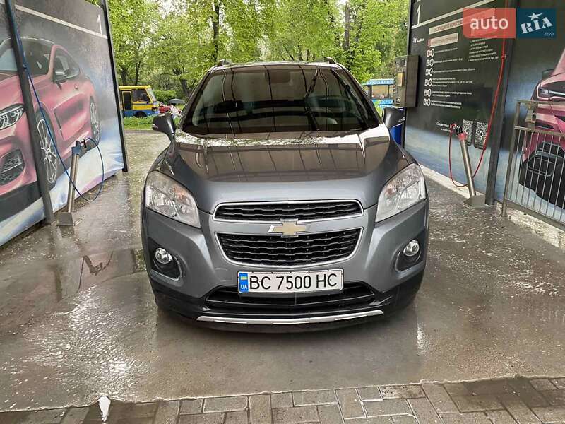 Внедорожник / Кроссовер Chevrolet Tracker 2013 в Львове