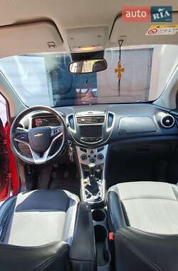 Внедорожник / Кроссовер Chevrolet Tracker 2014 в 