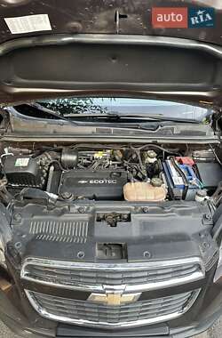 Внедорожник / Кроссовер Chevrolet Tracker 2014 в 