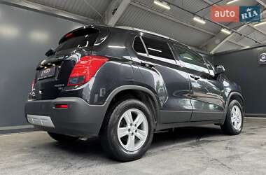 Внедорожник / Кроссовер Chevrolet Tracker 2013 в 