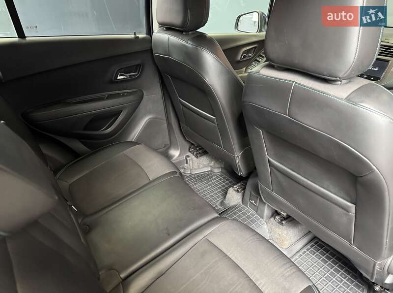 Внедорожник / Кроссовер Chevrolet Tracker 2013 в Киеве