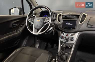 Внедорожник / Кроссовер Chevrolet Tracker 2013 в 
