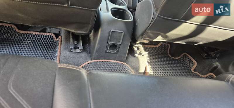 Внедорожник / Кроссовер Chevrolet Tracker 2017 в Обухове фото 12 Внедорожник / Кроссовер Chevrolet Tracker 2017 в Обухове