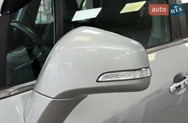 Внедорожник / Кроссовер Chevrolet Tracker 2017 в 
