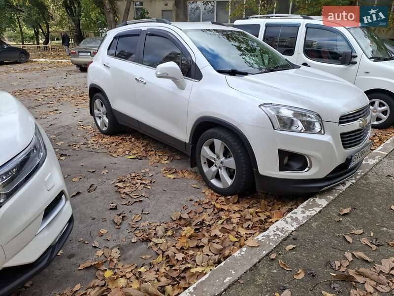 Внедорожник / Кроссовер Chevrolet Tracker 2014 в Долинской