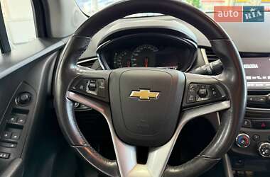 Позашляховик / Кросовер Chevrolet Tracker 2017 в  фото 25 Позашляховик / Кросовер Chevrolet Tracker 2017 в