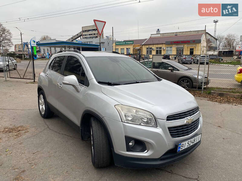 Позашляховик / Кросовер Chevrolet Tracker 2013 в Полтаві фото 7 Позашляховик / Кросовер Chevrolet Tracker 2013 в Полтаві
