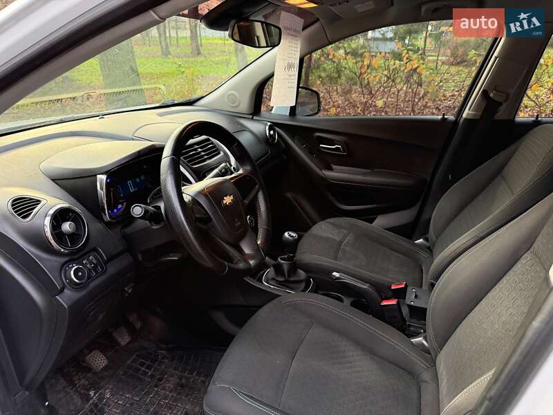 Позашляховик / Кросовер Chevrolet Tracker 2013 в Києві фото 10 Позашляховик / Кросовер Chevrolet Tracker 2013 в Києві