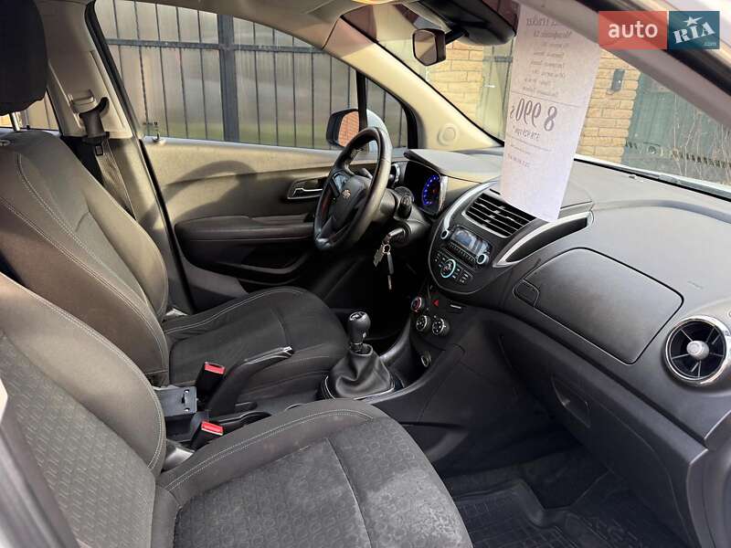 Позашляховик / Кросовер Chevrolet Tracker 2013 в Києві фото 24 Позашляховик / Кросовер Chevrolet Tracker 2013 в Києві