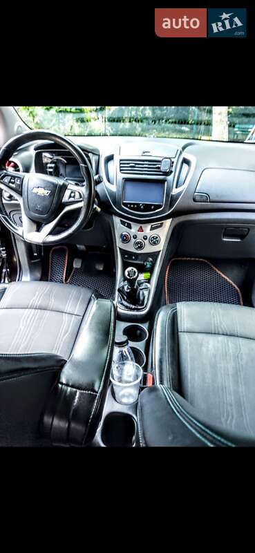 Внедорожник / Кроссовер Chevrolet Tracker 2014 в Каменец-Подольском