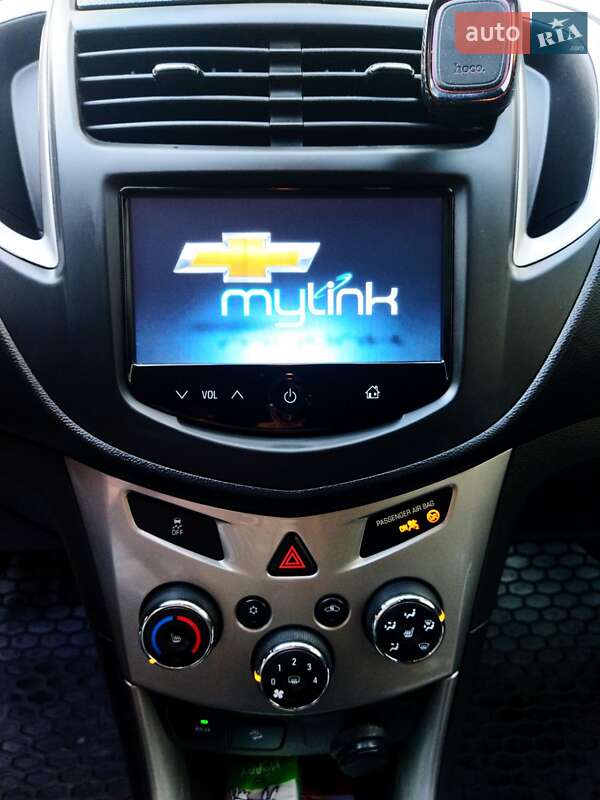 Внедорожник / Кроссовер Chevrolet Tracker 2014 в Каменец-Подольском