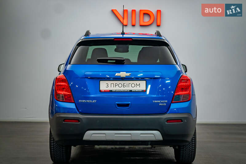Внедорожник / Кроссовер Chevrolet Tracker 2013 в Киеве