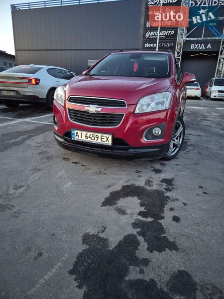 Внедорожник / Кроссовер Chevrolet Tracker 2014 в Обухове