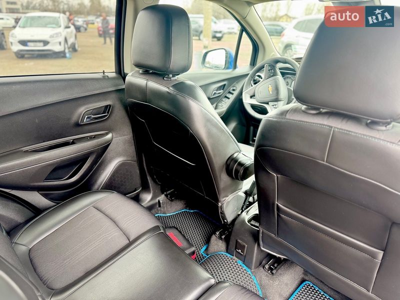 Позашляховик / Кросовер Chevrolet Tracker 2014 в Києві фото 12 Позашляховик / Кросовер Chevrolet Tracker 2014 в Києві