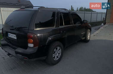 Внедорожник / Кроссовер Chevrolet TrailBlazer 2004 в 