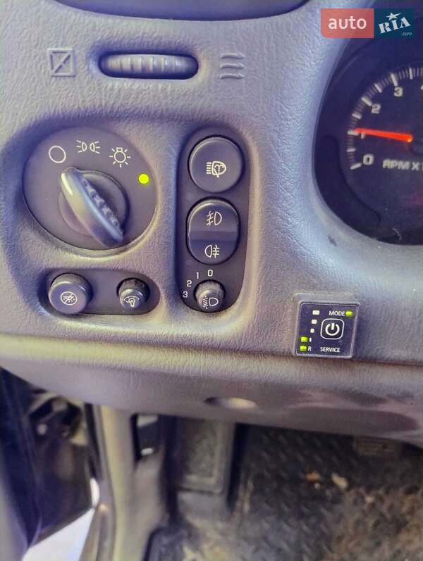 Позашляховик / Кросовер Chevrolet TrailBlazer 2004 в Києві фото 14 Позашляховик / Кросовер Chevrolet TrailBlazer 2004 в Києві