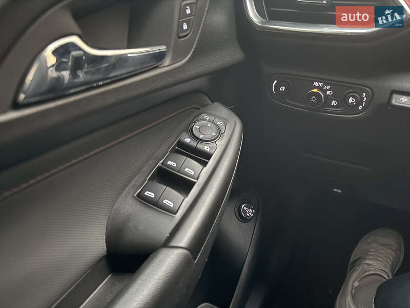 Внедорожник / Кроссовер Chevrolet TrailBlazer 2021 в Киеве фото 10 Внедорожник / Кроссовер Chevrolet TrailBlazer 2021 в Киеве