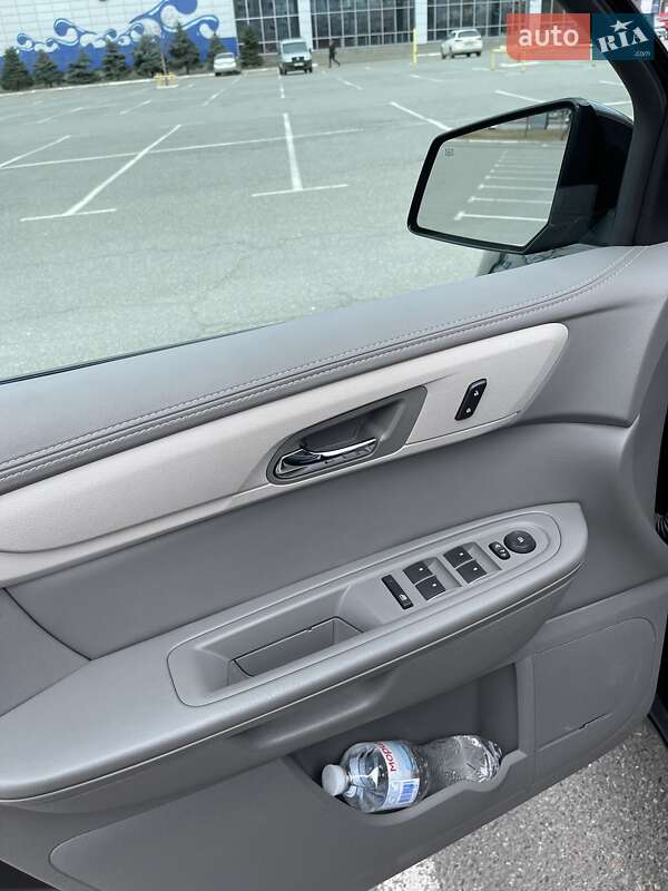 Внедорожник / Кроссовер Chevrolet Traverse 2017 в Броварах