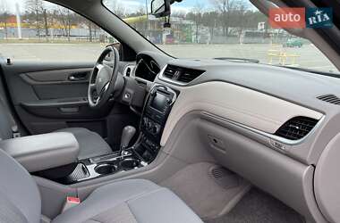 Внедорожник / Кроссовер Chevrolet Traverse 2017 в 