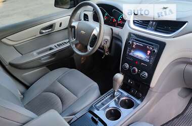 Внедорожник / Кроссовер Chevrolet Traverse 2015 в 