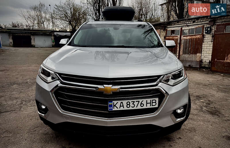 Внедорожник / Кроссовер Chevrolet Traverse 2018 в Киеве