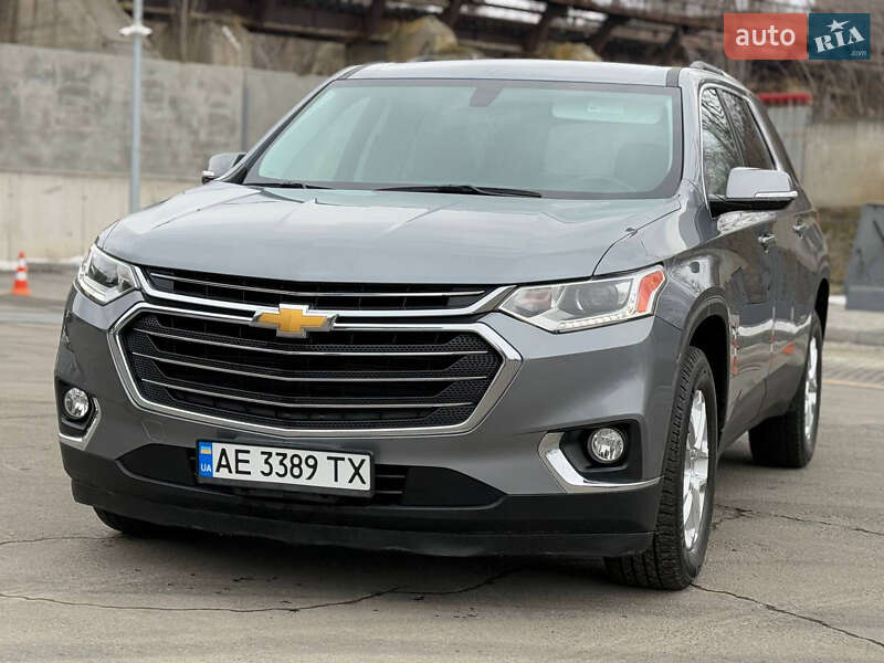Позашляховик / Кросовер Chevrolet Traverse 2017 в Дніпрі
