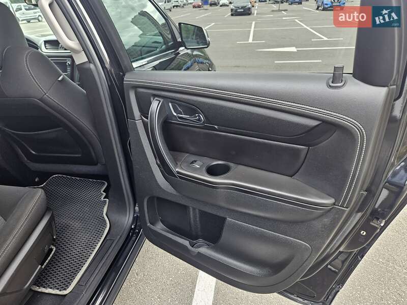 Позашляховик / Кросовер Chevrolet Traverse 2016 в Києві фото 15 Позашляховик / Кросовер Chevrolet Traverse 2016 в Києві