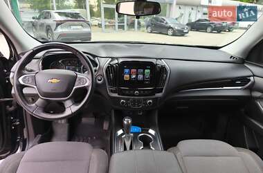 Внедорожник / Кроссовер Chevrolet Traverse 2018 в 