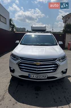 Внедорожник / Кроссовер Chevrolet Traverse 2018 в 
