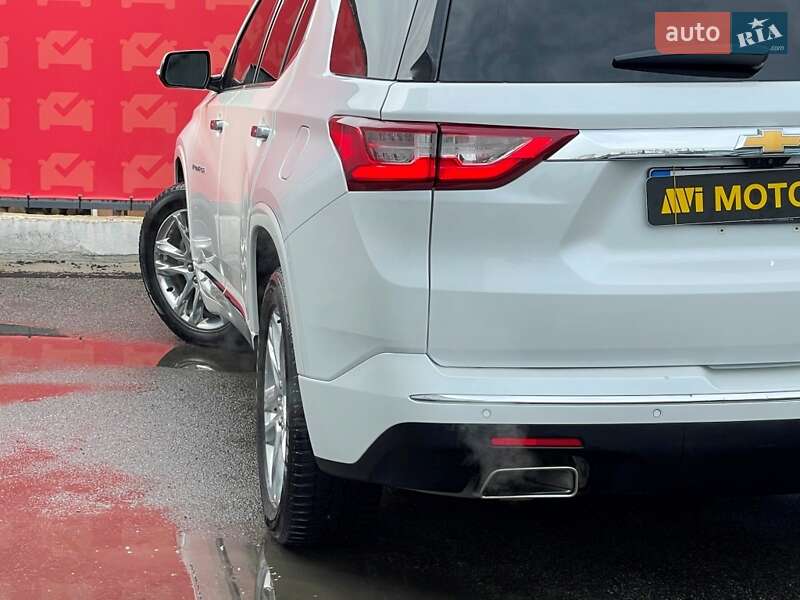 Внедорожник / Кроссовер Chevrolet Traverse 2018 в Киеве