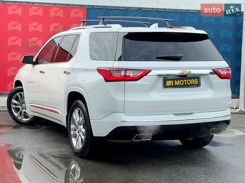 Внедорожник / Кроссовер Chevrolet Traverse 2018 в Киеве