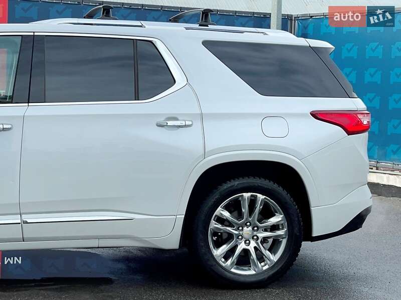 Внедорожник / Кроссовер Chevrolet Traverse 2018 в Киеве
