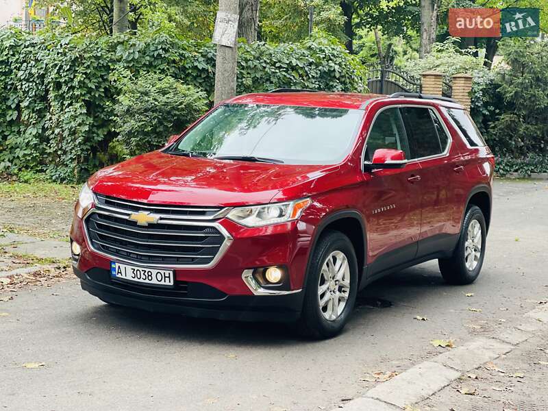 Внедорожник / Кроссовер Chevrolet Traverse 2020 в Киеве