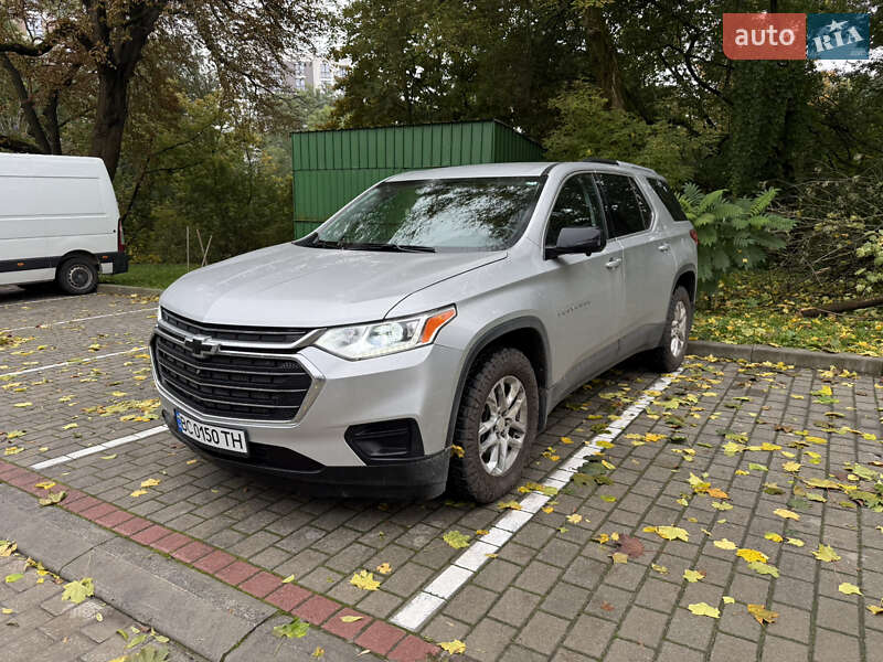 Внедорожник / Кроссовер Chevrolet Traverse 2017 в 