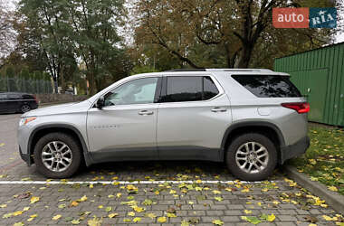 Внедорожник / Кроссовер Chevrolet Traverse 2017 в 