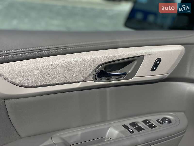 Позашляховик / Кросовер Chevrolet Traverse 2017 в Києві фото 21 Позашляховик / Кросовер Chevrolet Traverse 2017 в Києві